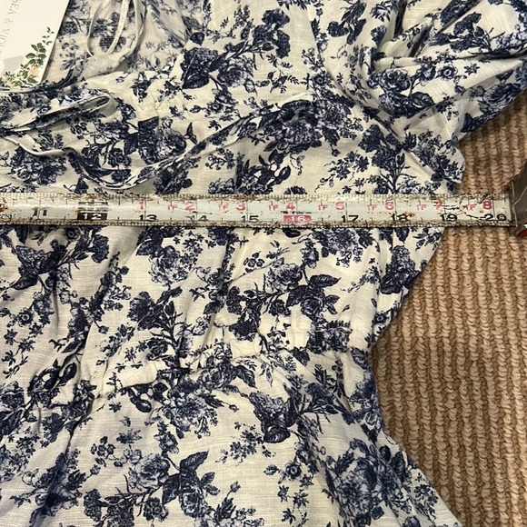 NWT CHELSEA & VIOLET bouquet bloom floral top - Picture 6 of 9